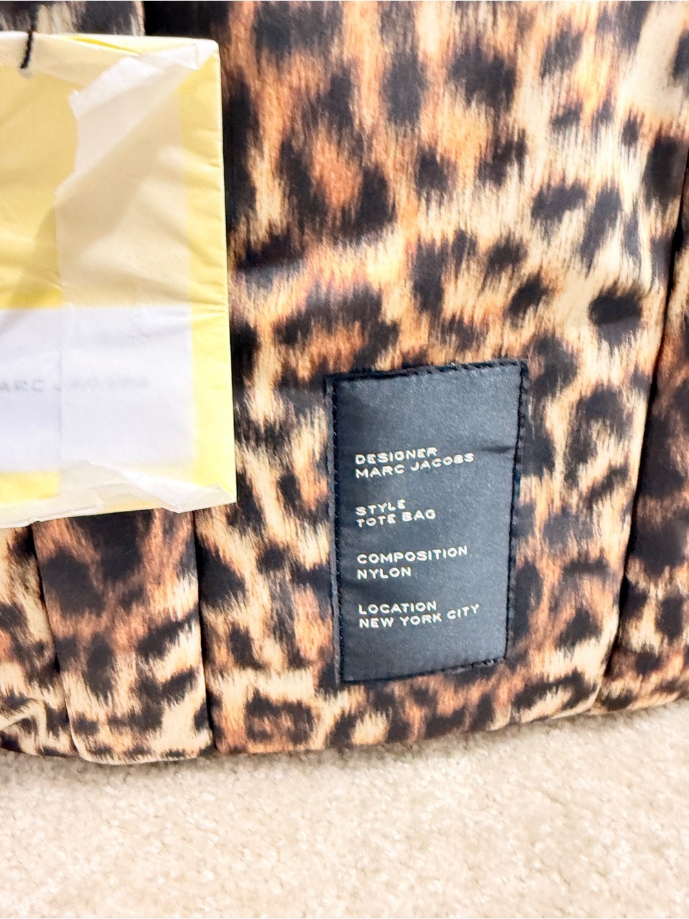 NWT Marc Jacobs LARGE TOTE BAG IN LEOPARD PUFFY NYLON - Picture 4 of 8
